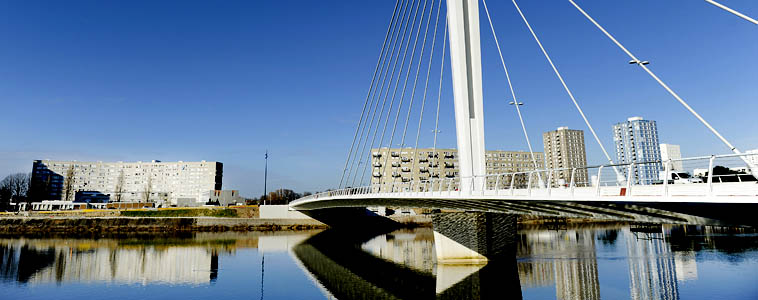 Pont Éric Tabarly par le bras de la Madeleine