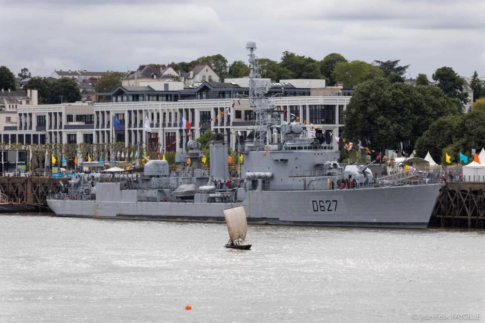 Maillé Brezé et petit voilier.
Nantes, France - 26/05/2019.
© Jean-Félix FAYOLLE